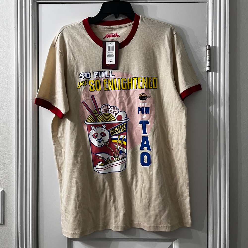 DREAMWORKS Kung Fu Panda Beige Tee Large NEW